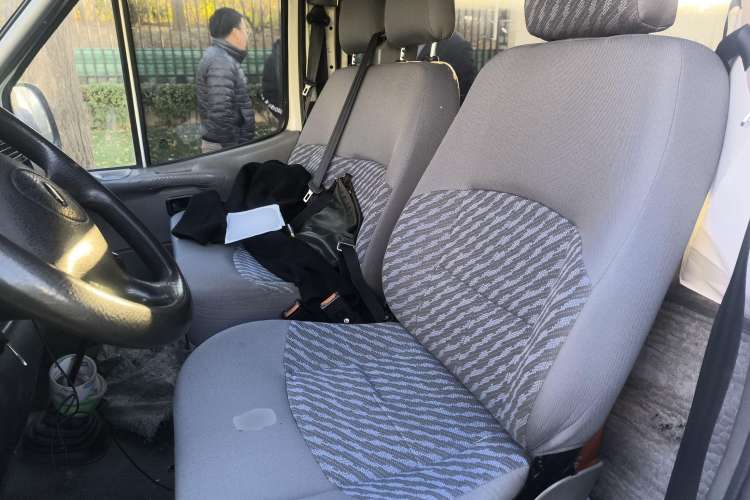 Used Ford Classic Transit 2016 2.4L Gasoline Long Wheelbase 10-Seater Mid-Height Multi-Function Vehicle 4G69S4N Left Front Seat