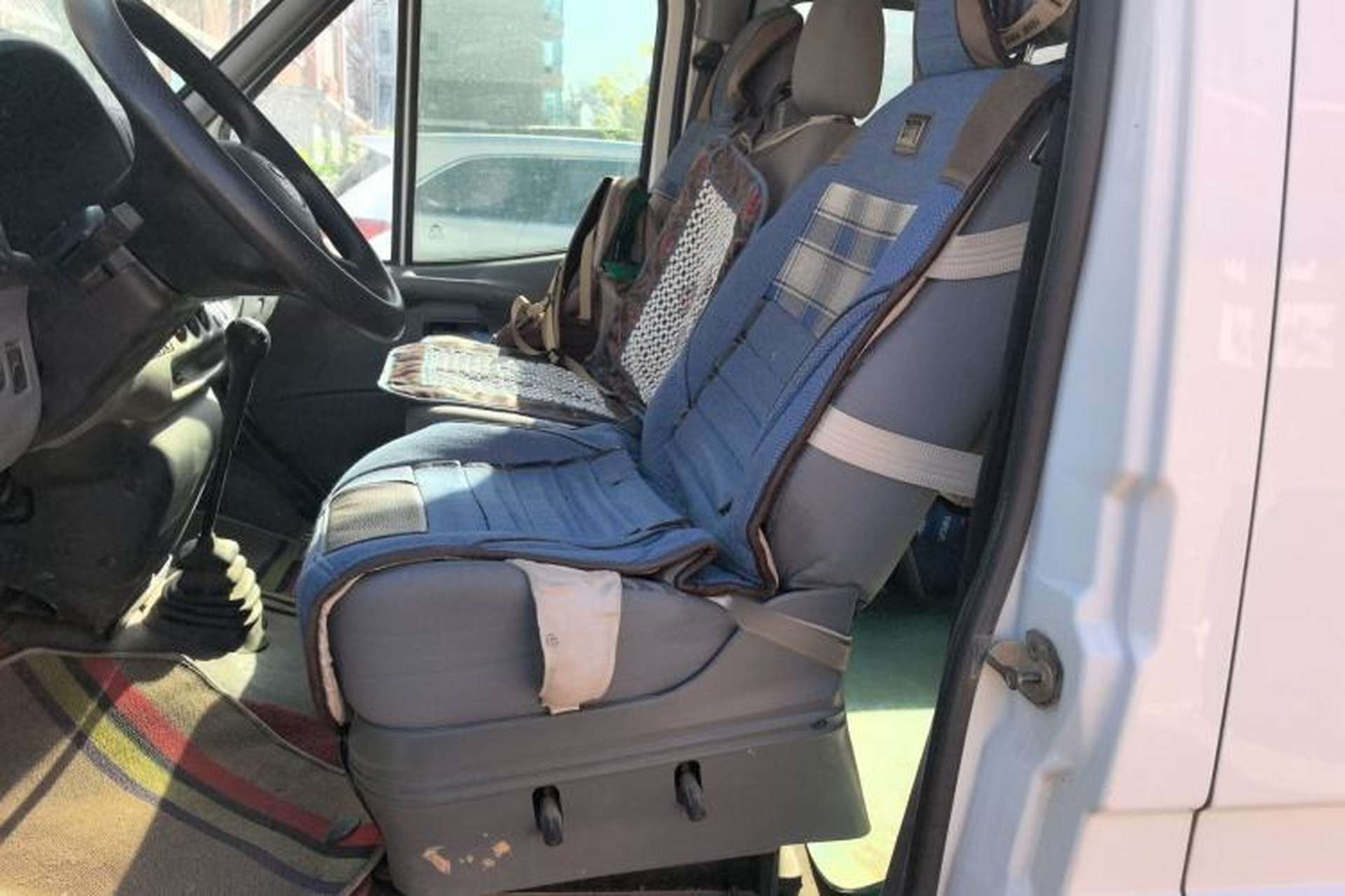 Used Ford Classic Transit 2016 2.8T Diesel Short-Wheelbase 6-Seater Mid-Roof Multifunction Vehicle JX493ZLQ4 Left Front Seat
