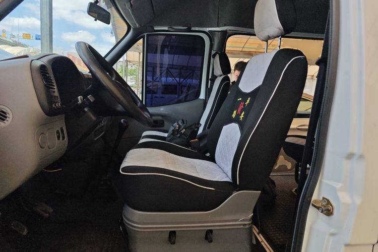 Used Ford Classic Transit 2016 2.8T Diesel Short-Wheelbase 6-Seater Mid-Roof Multifunction Vehicle JX493ZLQ4 Left Front Seat