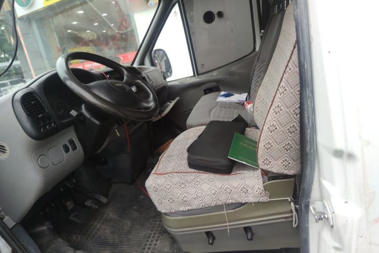 Used Ford Classic Transit 2016 2.8T Diesel Long-Wheelbase 6-Seater Mid-Roof Multifunction Vehicle JX493ZLQ4 Left Front Seat