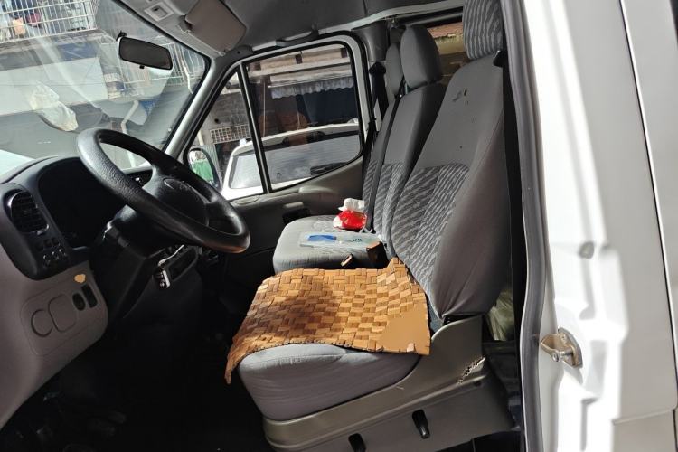 Used Ford Classic Transit 2016 2.8T Diesel Short-Wheelbase 6-Seater Mid-Roof Multifunction Vehicle JX493ZLQ4 Left Front Seat