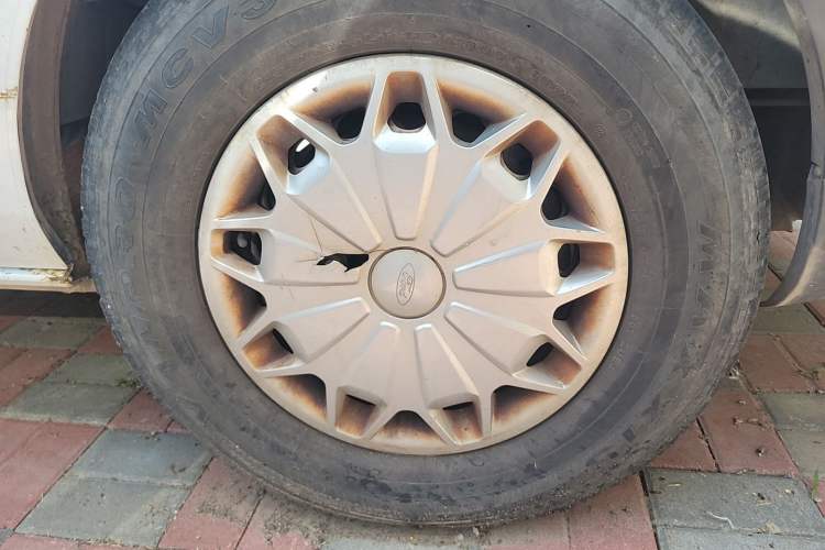 Used Ford Classic Transit  Right Front Wheel Hub