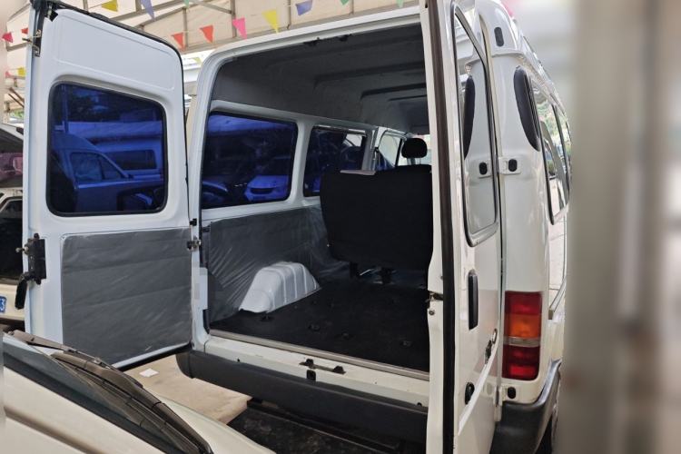 Used Ford Classic Transit 2016 2.8T Diesel Short-Wheelbase 6-Seater Mid-Roof Multifunction Vehicle JX493ZLQ4 Trunk
