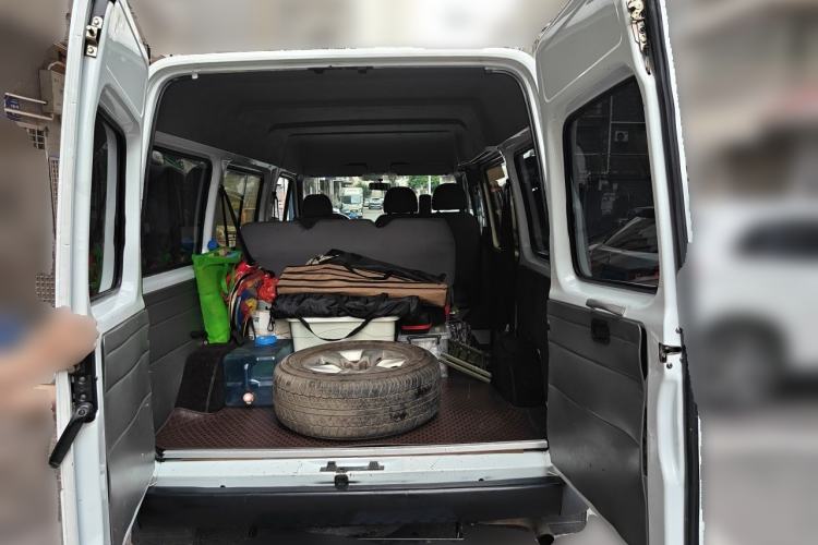 Used Ford Classic Transit 2016 2.8T Diesel Short-Wheelbase 6-Seater Mid-Roof Multifunction Vehicle JX493ZLQ4 Trunk