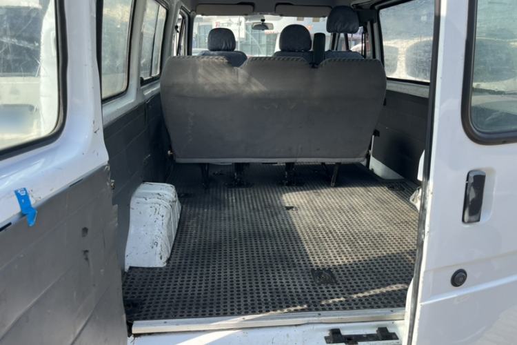 Used Ford Classic Transit 2016 2.4L Gasoline Short-Wheelbase 6-Seater Mid-Roof Multi-Purpose Vehicle 4G69S4N Trunk