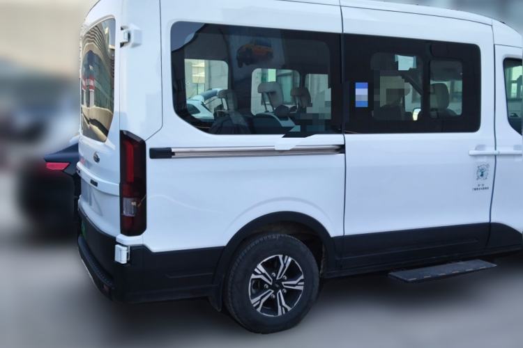 Used Ford E-Transit 2024 Elite Coach Model Mid-axle Mid-roof Design 9 Seats 100.96 kWh Rear Right 45 Deg