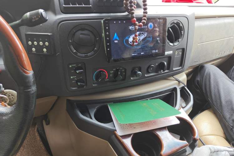 Used Ford E350  Audio And AC Panel