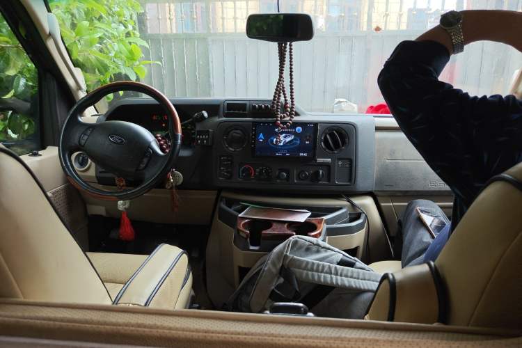 Used Ford E350  Center Console