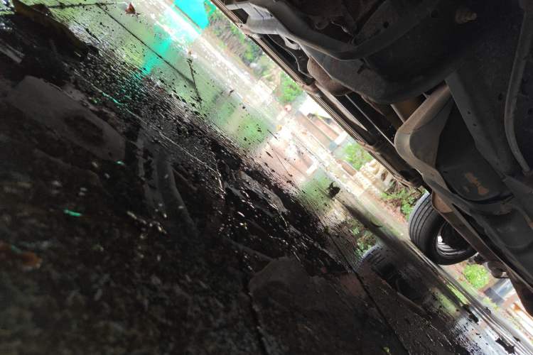 Used Ford E350  Chassis Front Left