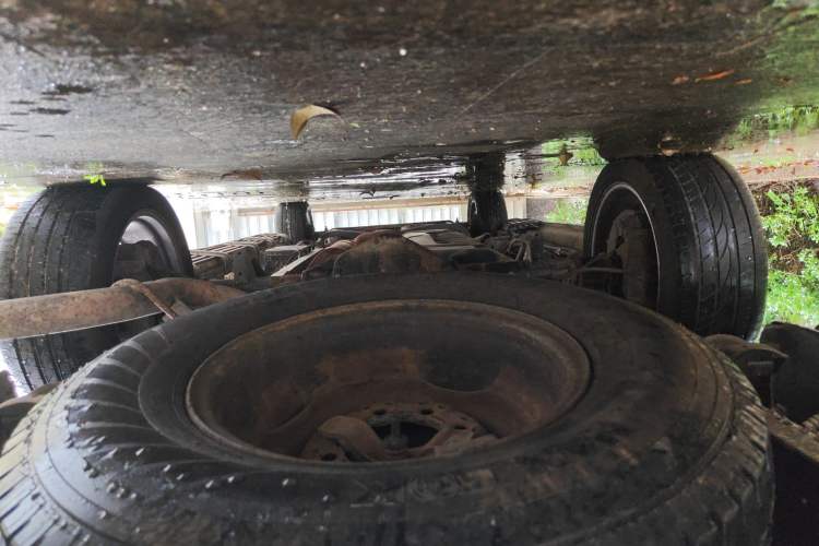 Used Ford E350  Chassis Rear