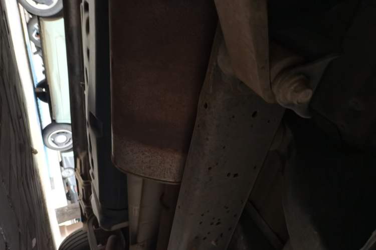 Used Ford E350  Chassis Rear Right