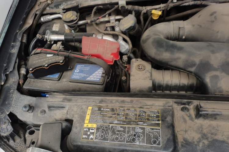 Used Ford E350  Engine Bay Right