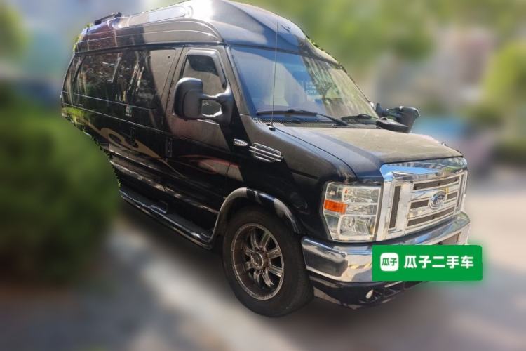 Used Ford E350  Front Right 45 Deg