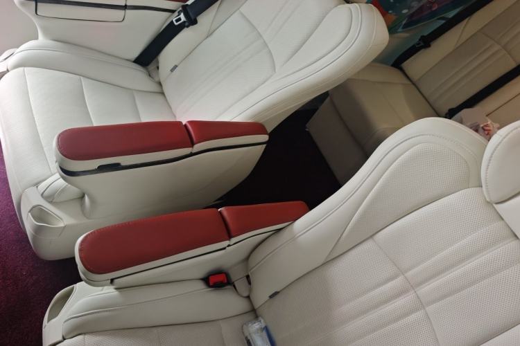 Used Ford E350  Left Rear Seat