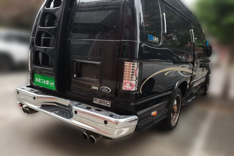 Used Ford E350  Rear Right 45 Deg