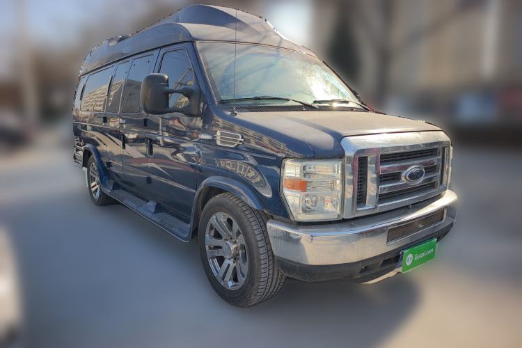 Used Ford E350 2011 5.4L Standard Yacht Edition Front Right 45 Deg