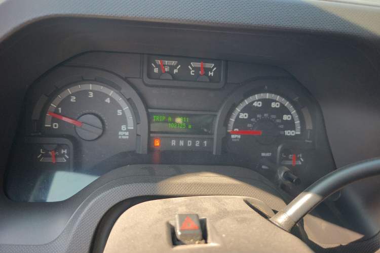 Used Ford E350 2011 5.4L Standard Yacht Edition Instrument Cluster