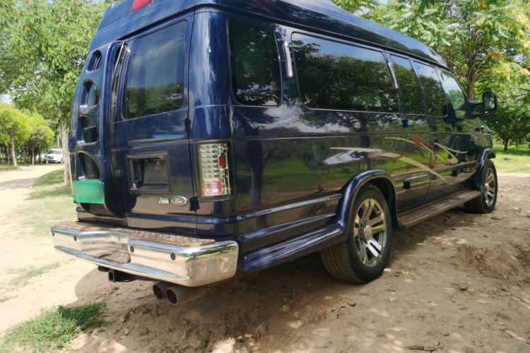 Used Ford E350 2011 5.4L Standard Yacht Edition Rear Right 45 Deg