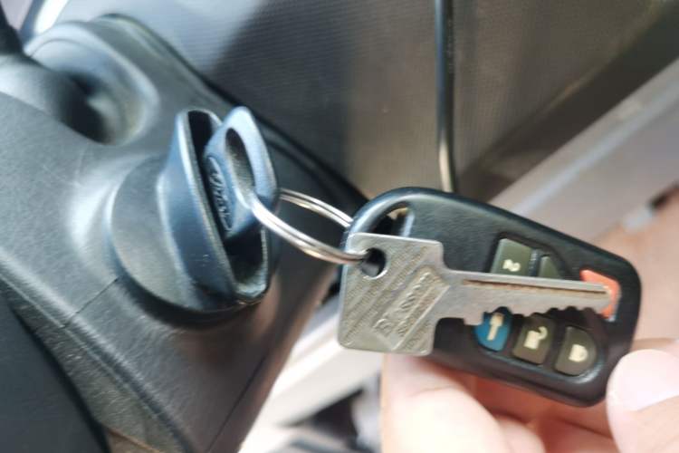 Used Ford E350 2011 5.4L Standard Yacht Edition Vehicle Key