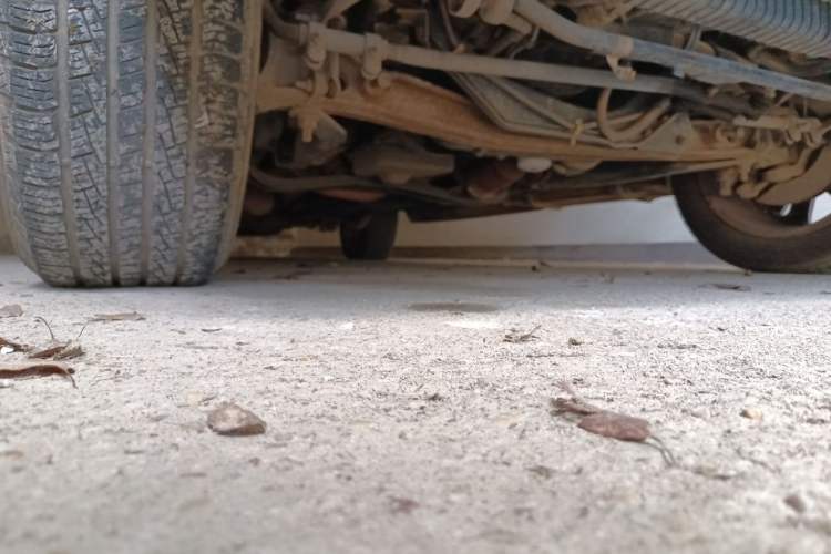 Used Ford E350  Chassis Front Right