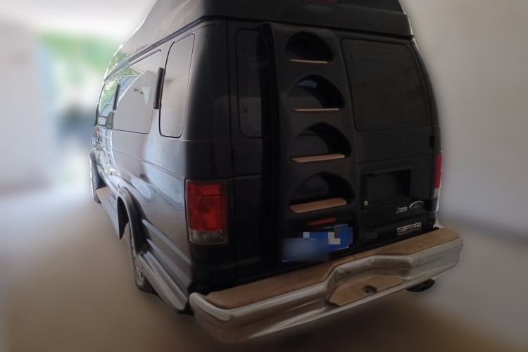 Used Ford E350  Rear Left 45 Deg