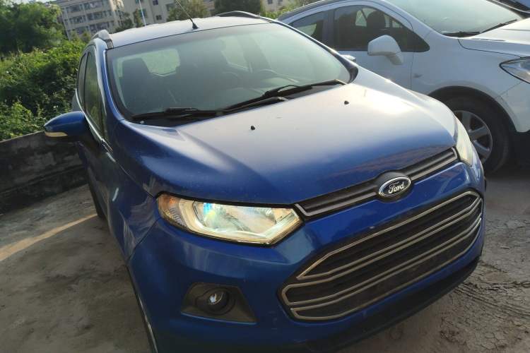 Used Ford EcoSport 2013 1.5L Automatic Fashion Model Exterior 2