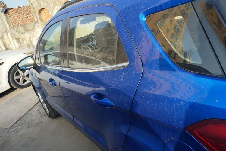 Used Ford EcoSport 2013 1.5L Automatic Fashion Model Exterior 3