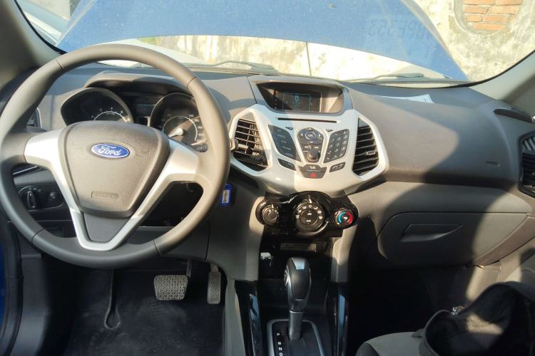 Used Ford EcoSport 2013 1.5L Automatic Fashion Model Interior 2