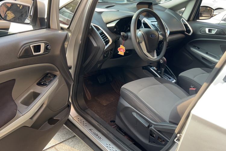 Used Ford EcoSport 2013 1.5L Automatic Fashion Model Interior 2