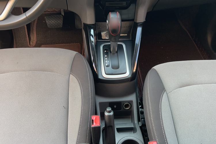 Used Ford EcoSport 2013 1.5L Automatic Fashion Model Interior 6