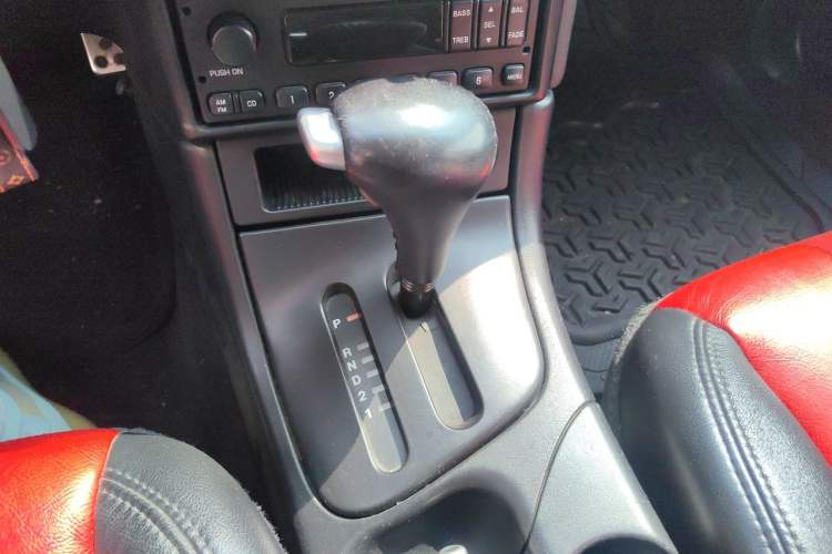 Used Ford EcoSport  Gear Lever
