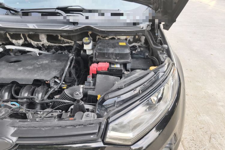 Used Ford EcoSport 2013 1.5L Automatic Fashion Model Engine Bay Left