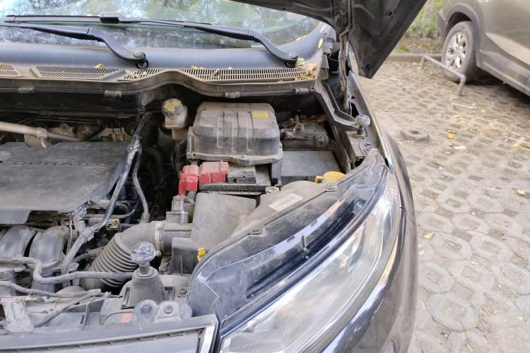 Used Ford EcoSport 2013 1.5L Automatic Fashion Model Engine Bay Left