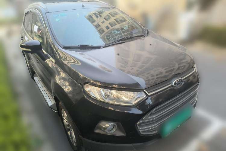 Used Ford EcoSport 2013 1.5L Manual Luxury Model Front Right 45 Deg