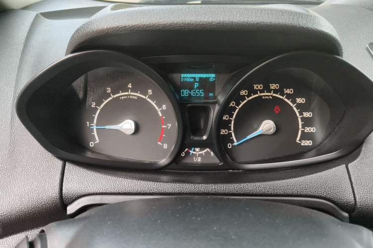 Used Ford EcoSport 2013 1.5L Automatic Fashion Model Instrument Cluster