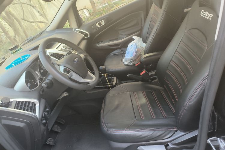 Used Ford EcoSport 2013 1.5L Manual Luxury Model Left Front Seat