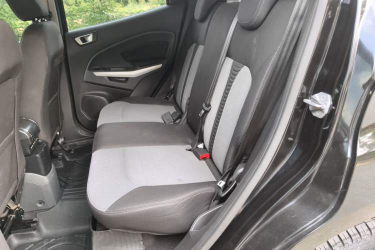 Used Ford EcoSport 2013 1.5L Automatic Fashion Model Left Rear Seat
