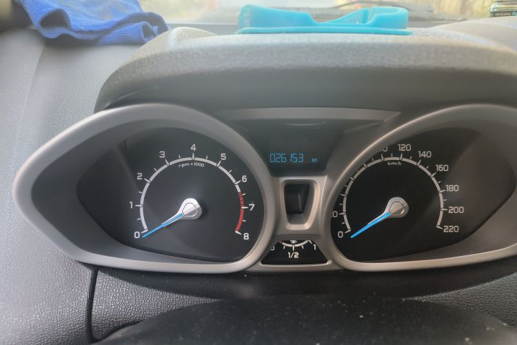 Used Ford EcoSport 2013 1.5L Manual Luxury Model Odometer Close Up