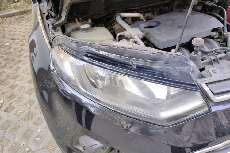 Used Ford EcoSport 2013 1.5L Automatic Fashion Model Right Front Headlight