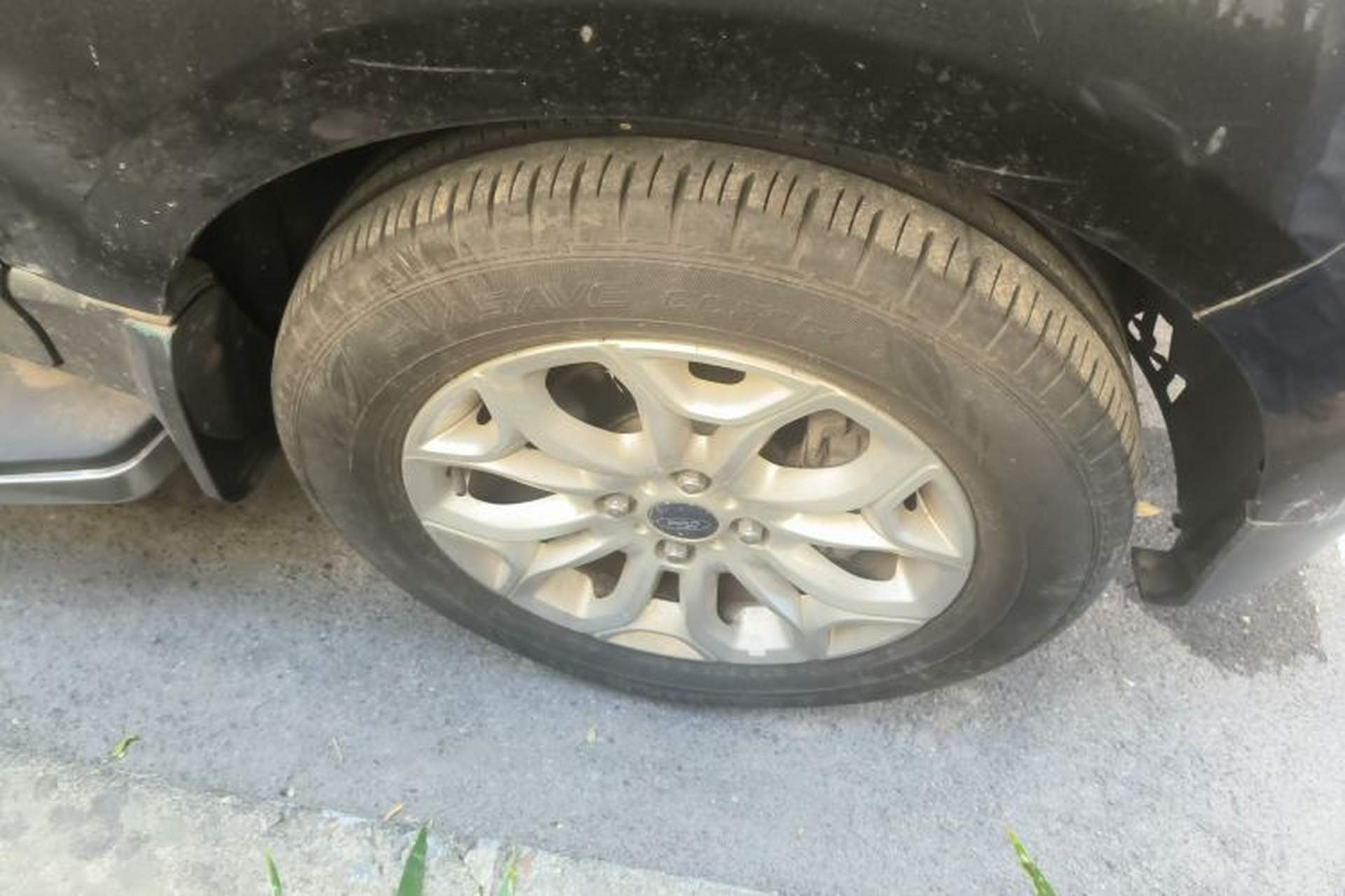 Used Ford EcoSport 2013 1.5L Manual Luxury Model Right Front Wheel Hub