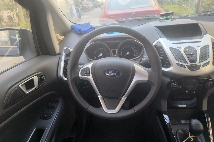 Used Ford EcoSport 2013 1.5L Manual Luxury Model Steering Wheel