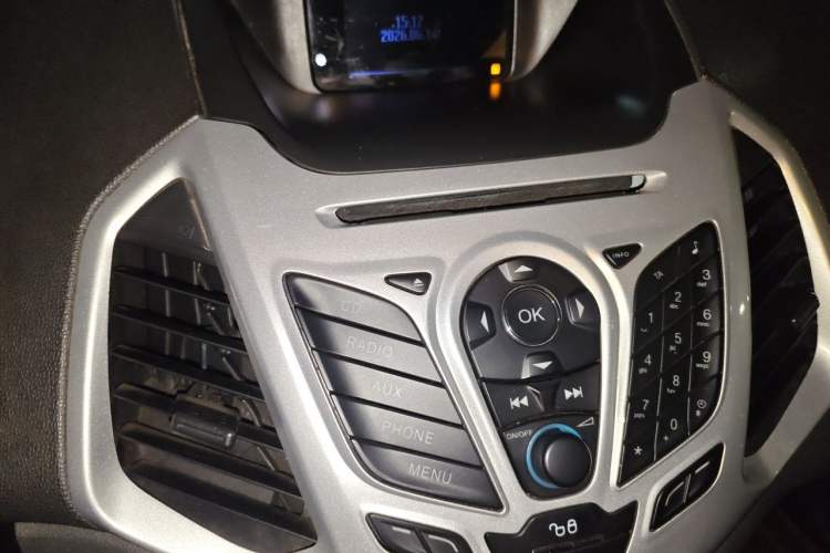 Used Ford EcoSport 2013 1.5L Automatic Fashion Model Audio And AC Panel