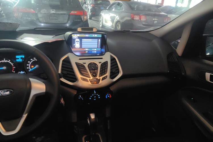 Used Ford EcoSport 2013 1.5L Automatic Fashion Model Audio And AC Panel
