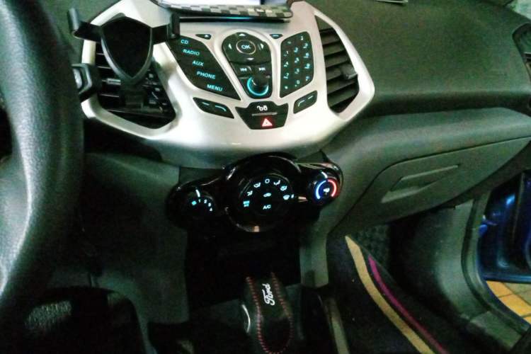 Used Ford EcoSport 2013 1.5L Automatic Fashion Model Audio And AC Panel