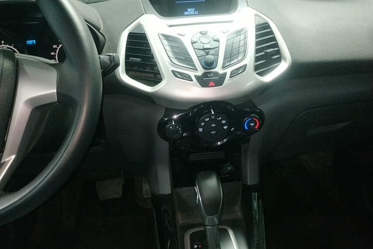 Used Ford EcoSport 2013 1.5L Automatic Fashion Model Audio And AC Panel