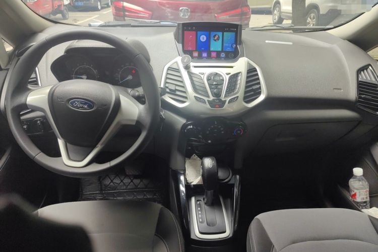 Used Ford EcoSport 2013 1.5L Automatic Fashion Model Center Console