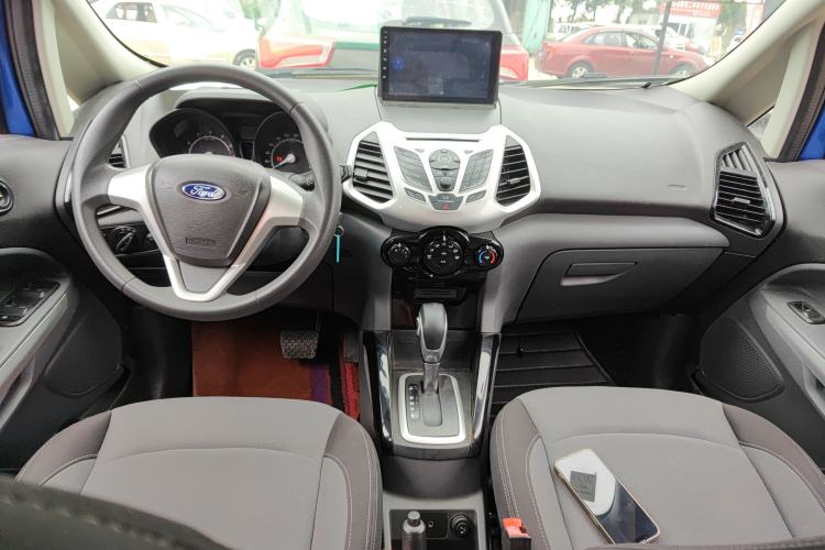 Used Ford EcoSport 2013 1.5L Automatic Fashion Model Center Console