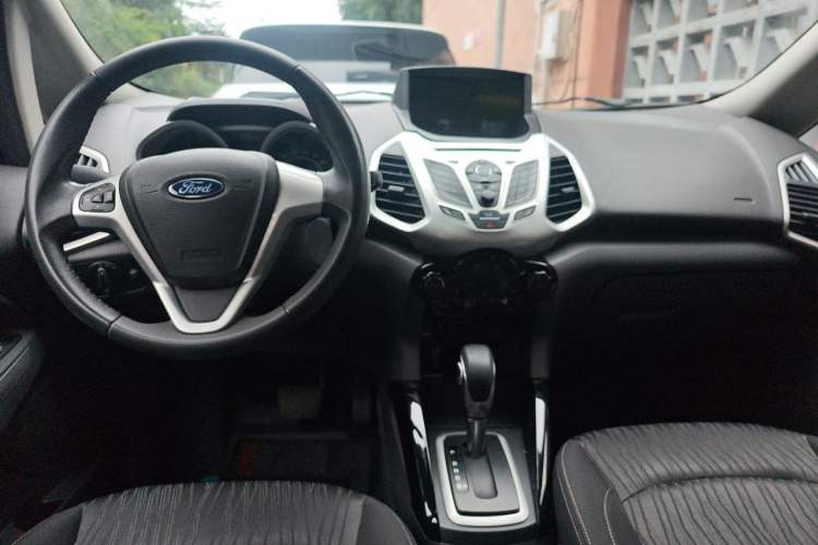 Used Ford EcoSport 2013 1.5L Automatic Prestige Model Center Console