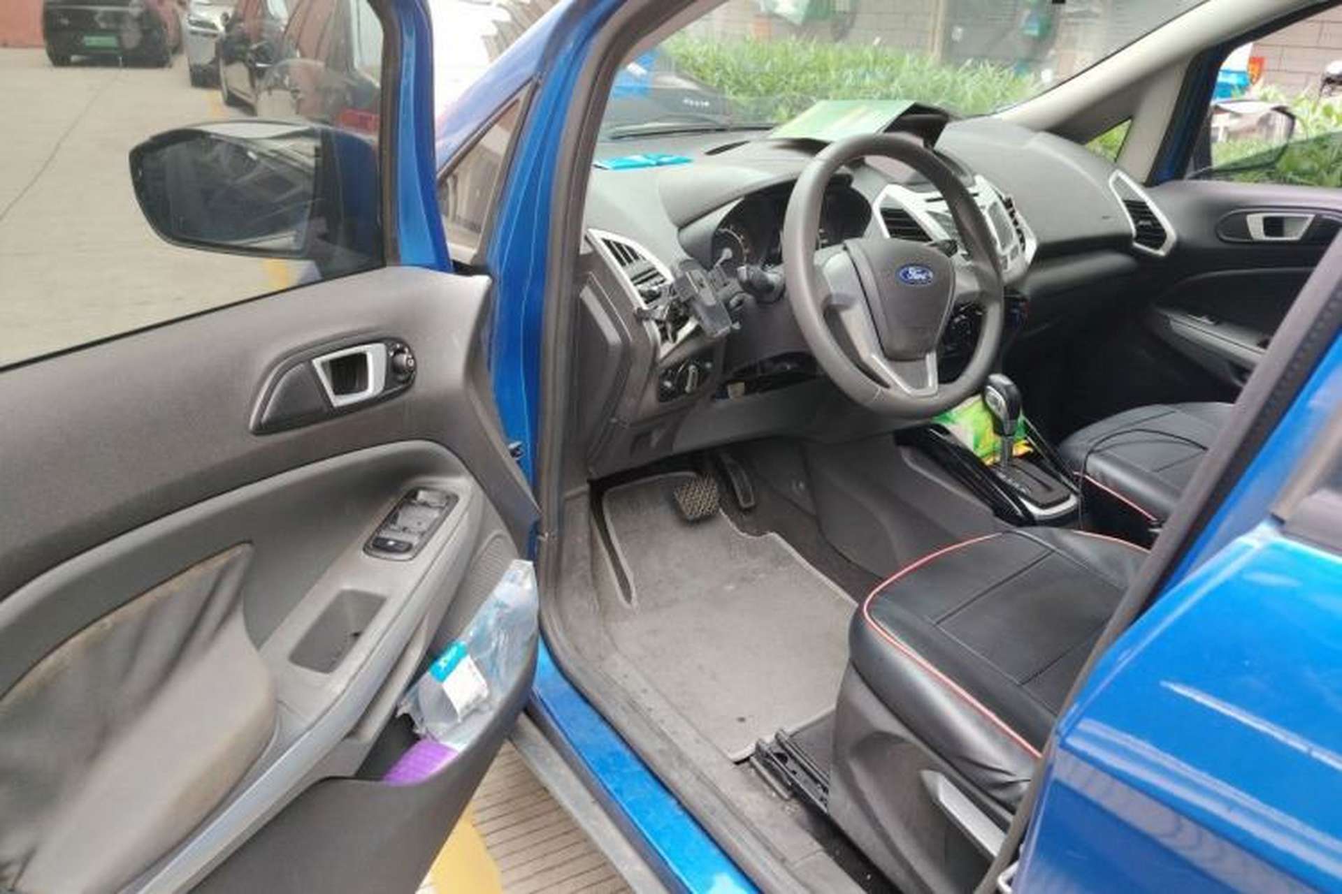 Used Ford EcoSport 2013 1.5L Automatic Fashion Model Driver Seat