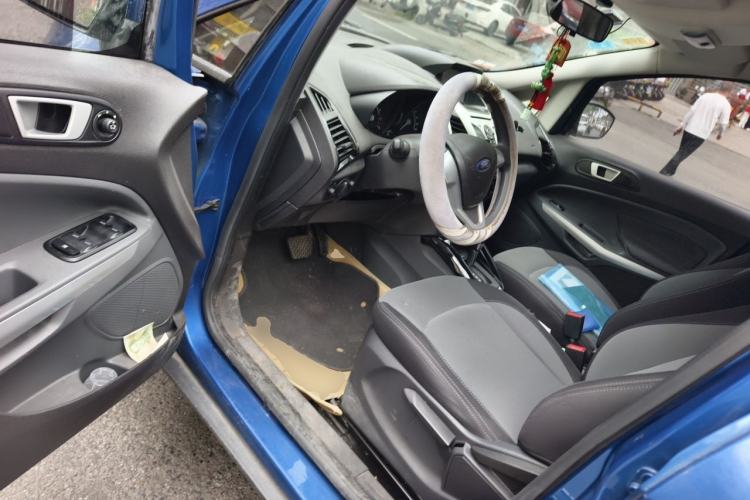 Used Ford EcoSport 2013 1.5L Automatic Fashion Model Driver Seat